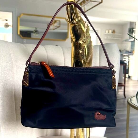 Dooney & Bourke Women’s Casual Black Nylon and Leather Handbag - Picture 1 of 16